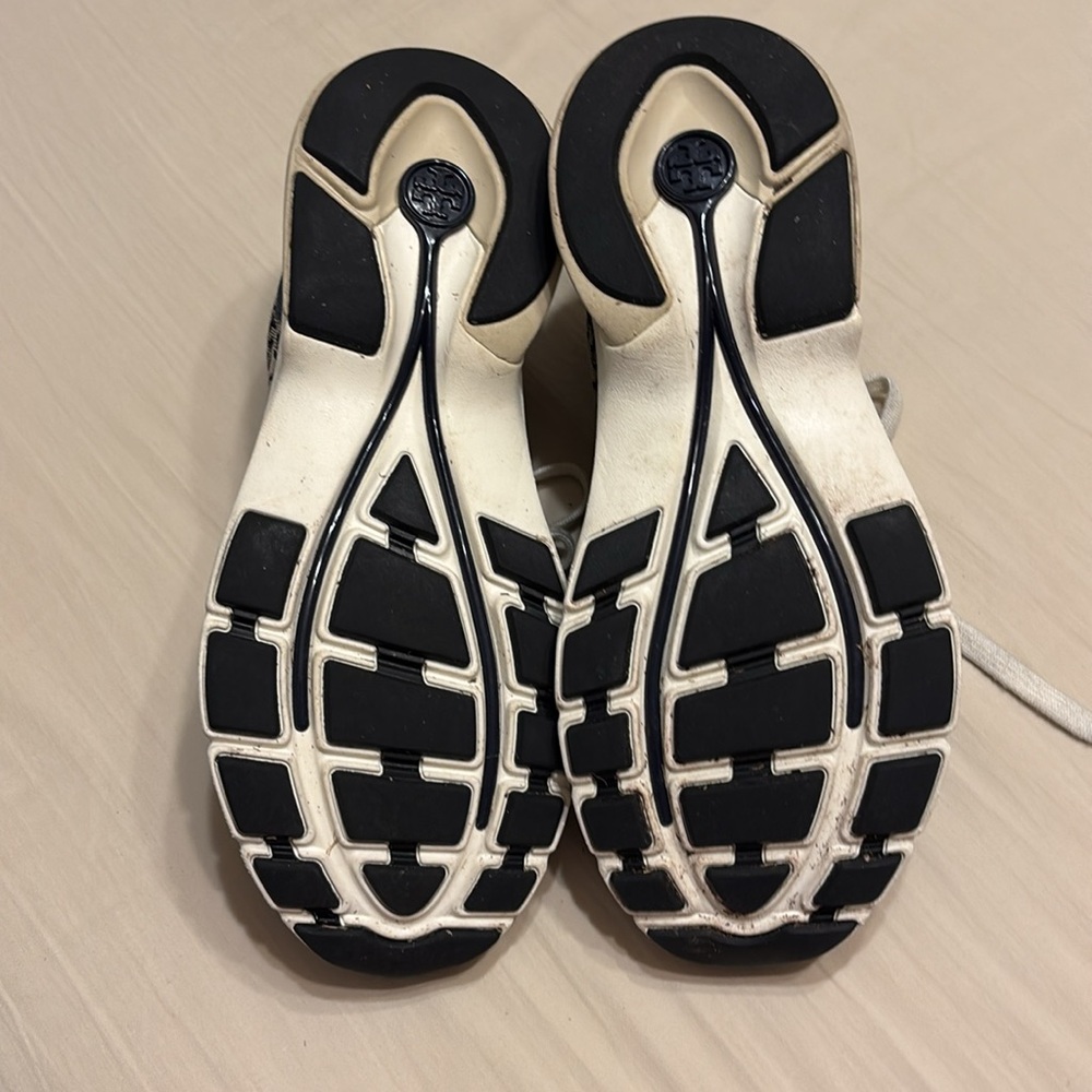 Tory Burch T Monogram Good Luck
Trainer Sneakers Navy and Whit - Picture 3 of 8